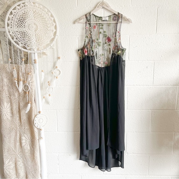 NWOT David & Young Black Embroidered Kimono / Duster / Cover Up - Picture 3 of 11